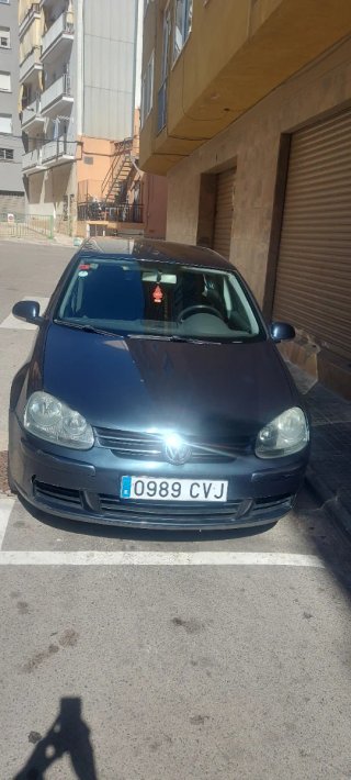 Volkswagen Golf 2004