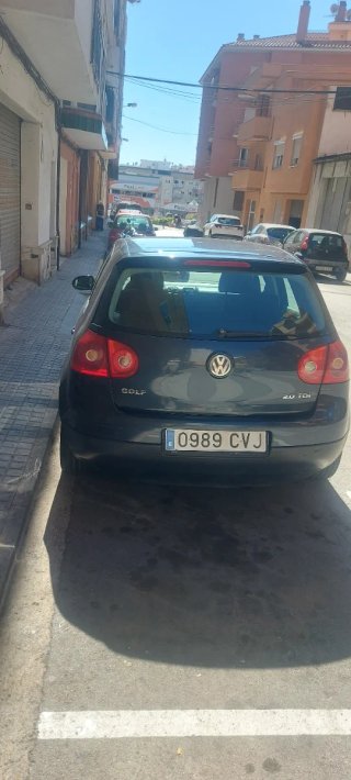 Volkswagen Golf 2004