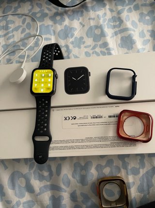 Apple Watch Series 5 Nero/Oro