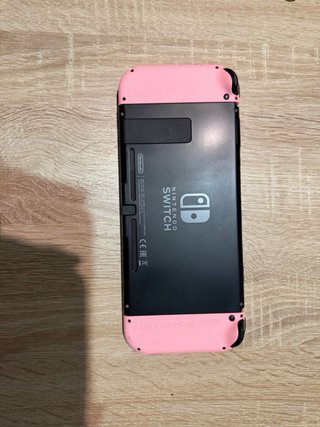 Nintendo Switch Rosa y Negra