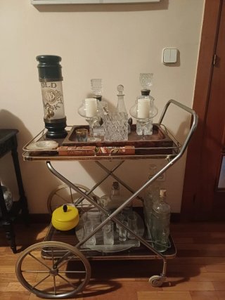 Carrito de bar vintage madera y metal