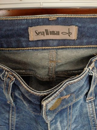 Jeans Sexy Woman strappati vita bassa tg 26