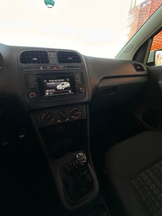 Volkswagen Polo 2015