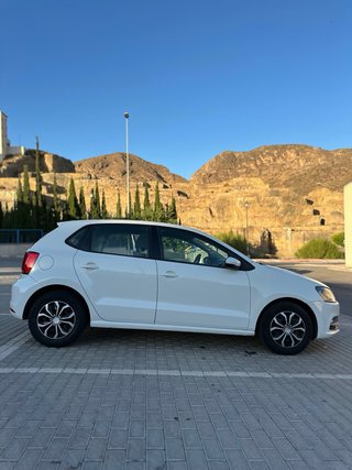 Volkswagen Polo 2015