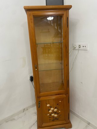 Vitrina madera maciza cristal