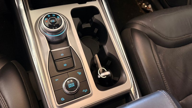 Ford Explorer 2022, foto 20