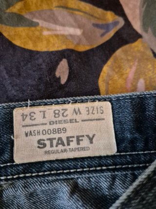 Vaqueros Diesel Staffy Vintage W28