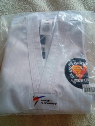 Kimono Taekwondo Adidas Talla 130