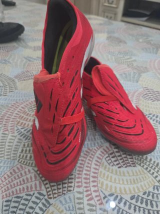 Botas de fútbol Adidas Predator Rojas