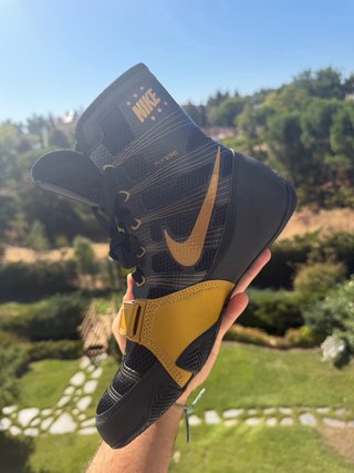 Nike Hyperko 1 Talla 39 y 38,5 Negras y Doradas