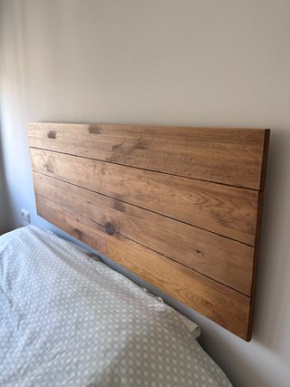 Cabecero de madera rústico