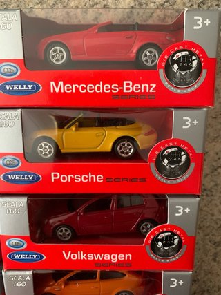 Modellini Auto Welly Scala 1;60