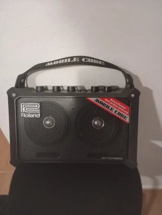 Amplificador portátil Roland Mobile Cube