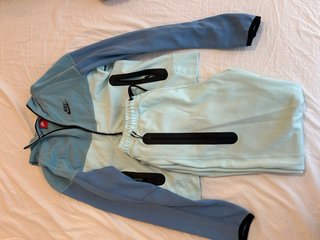 Conjunto Nike Tech Azul Talla S