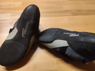 Zapatillas escalada LOWA