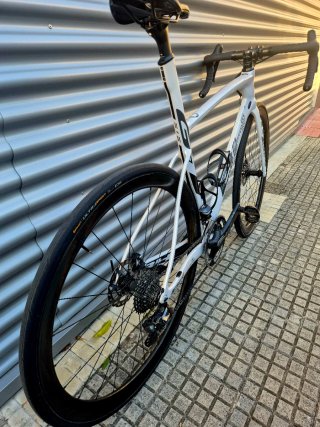 Bicicleta Carretera BH G7