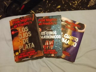 Libros Five Nights at Freddy's (3 Tomos)