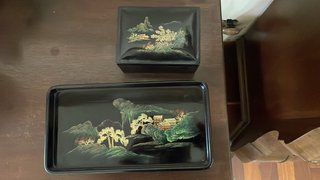 Caja y bandeja lacada China decorada