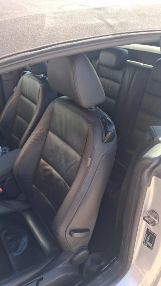 Volkswagen Golf Cabrio 2012