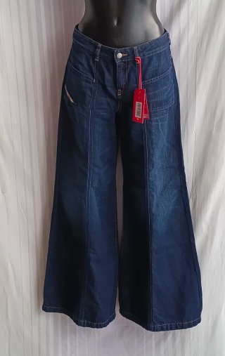 Jeans Diesel donna a zampa vita normale