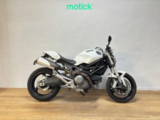 DUCATI MONSTER 696 (A2)