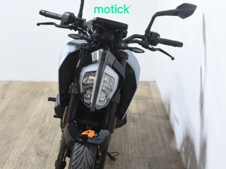 KTM DUKE 390