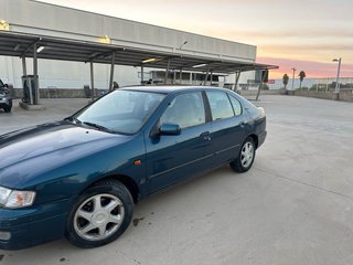 Nissan Primera 2000
