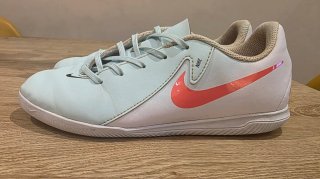 Zapatilla fútbol sala Nike  Phantom , talla 35