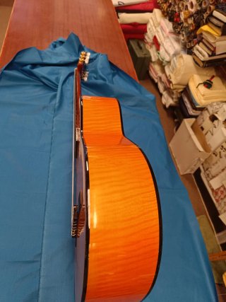Guitarra Admira Dolores - Hecha en España