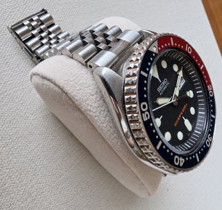 Seiko SKX009 Pepsi Automático