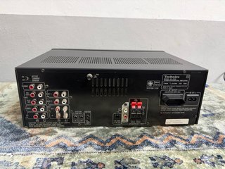 AMPLIFICADORTECHNICS SUV120