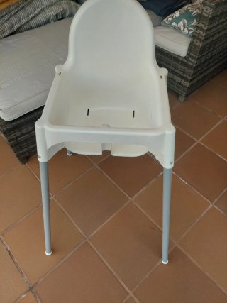 Trona IKEA blanca