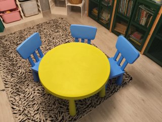 Mesa y 3 Sillas Infantiles Ikea