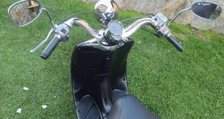 Aprilia Compay Custom 50cc Scooter Negra