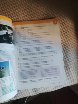 Partage, Méthode de français, B2 Livre de l'élè...