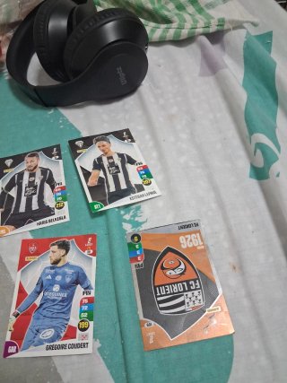 4 cromos Adrenalyn Ligue 1 2025-2026