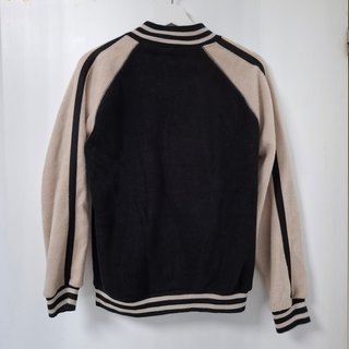 Chaqueta universitaria forro polar bicolor