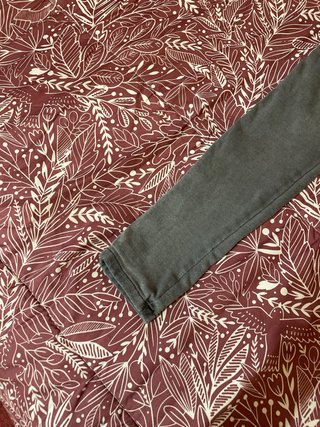 Pantalones pitillo grises