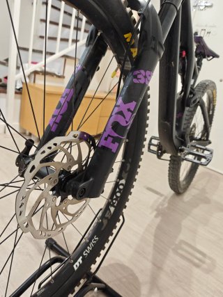 Bici Downhill Fibra Carbono