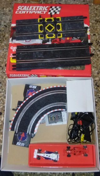 Scalextric Compact F1 ver.2 - Coches de Carreras