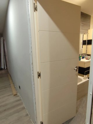 Puertas blancas interiores