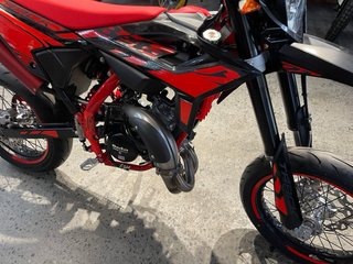 BETA TRAK 50 2027 Supermotard Roja/Negra