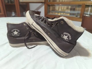 Converse altas con borreguito marrones talla 44