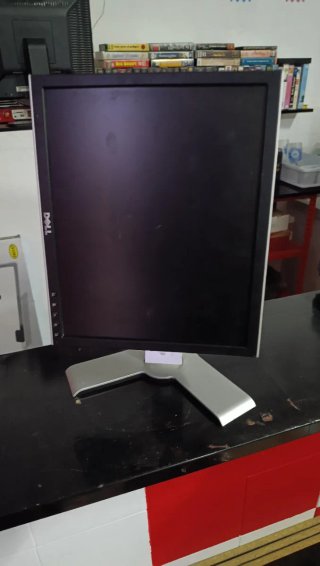 Monitor Dell TFT 17"