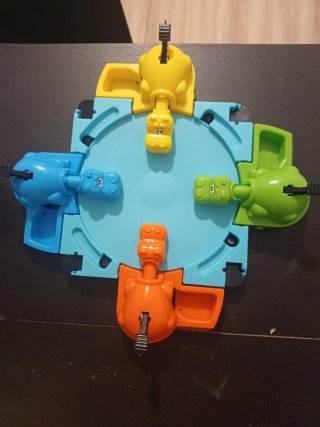 Juego Tragabolas Hasbro.