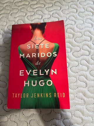 Siete Maridos de Evelyn Hugo, Los -V3* - B4p