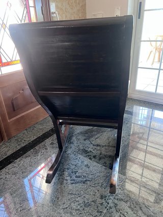 2 Mecedoras de madera y ratán