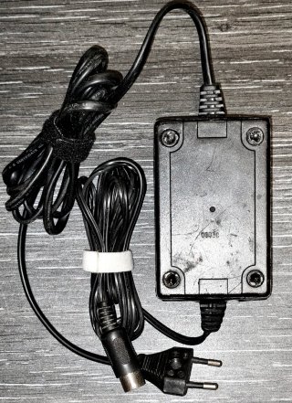 Fuente Alimentación Korg