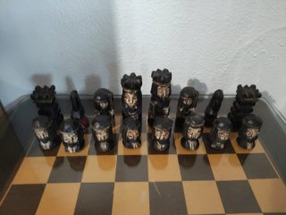 Mesa Ajedrez Antigua Madera Tallada
