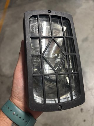Faros antiniebla con rejilla protectora